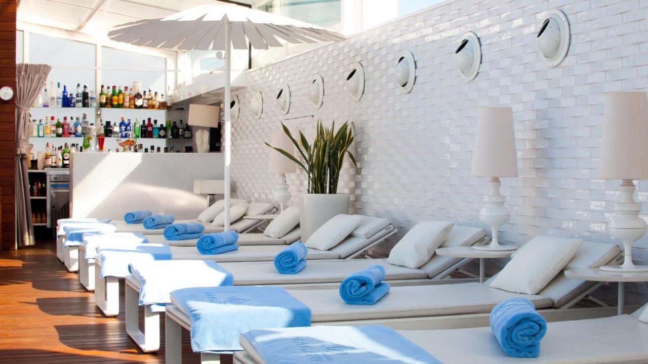 فندق آند سبا جران ناجاري بوتيك فيجو المظهر الخارجي الصورة The pool at the W South Beach