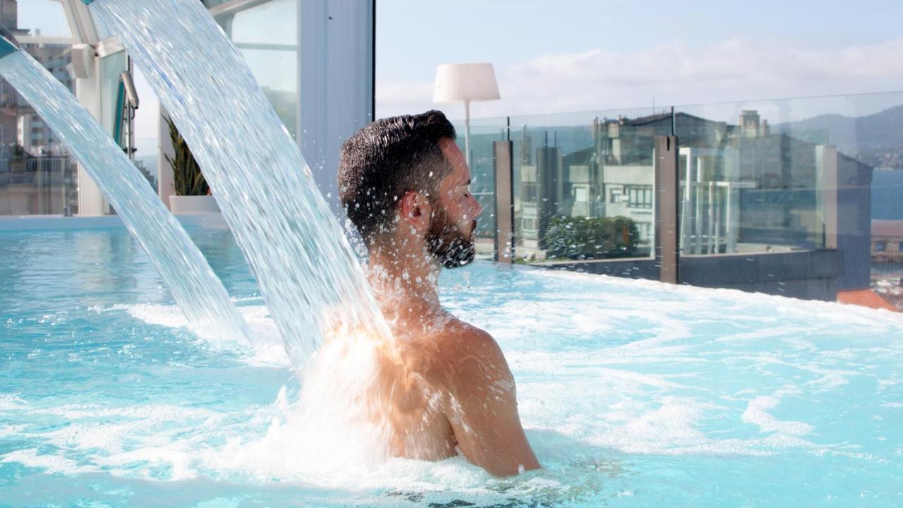 فندق آند سبا جران ناجاري بوتيك فيجو المظهر الخارجي الصورة A man in a spa