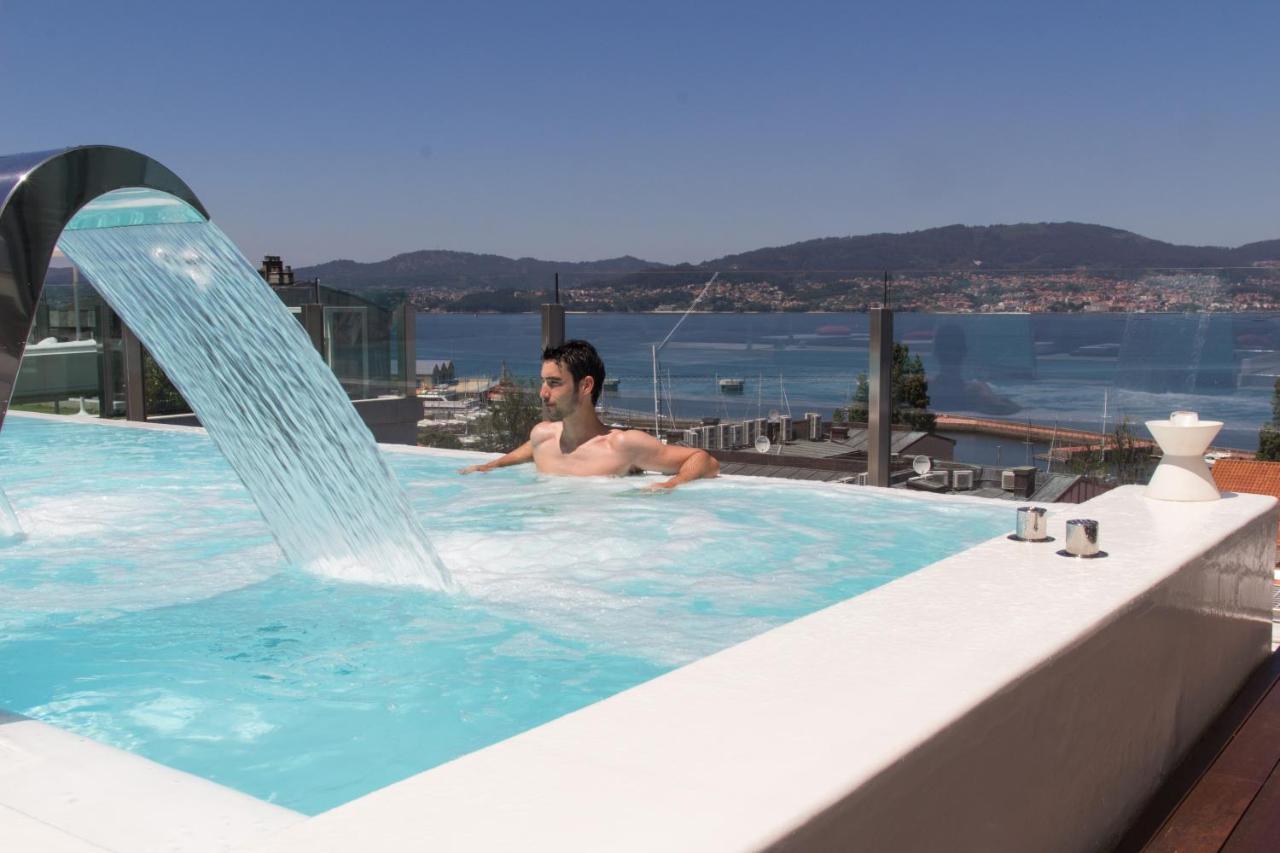 فندق آند سبا جران ناجاري بوتيك فيجو المظهر الخارجي الصورة A man in a spa