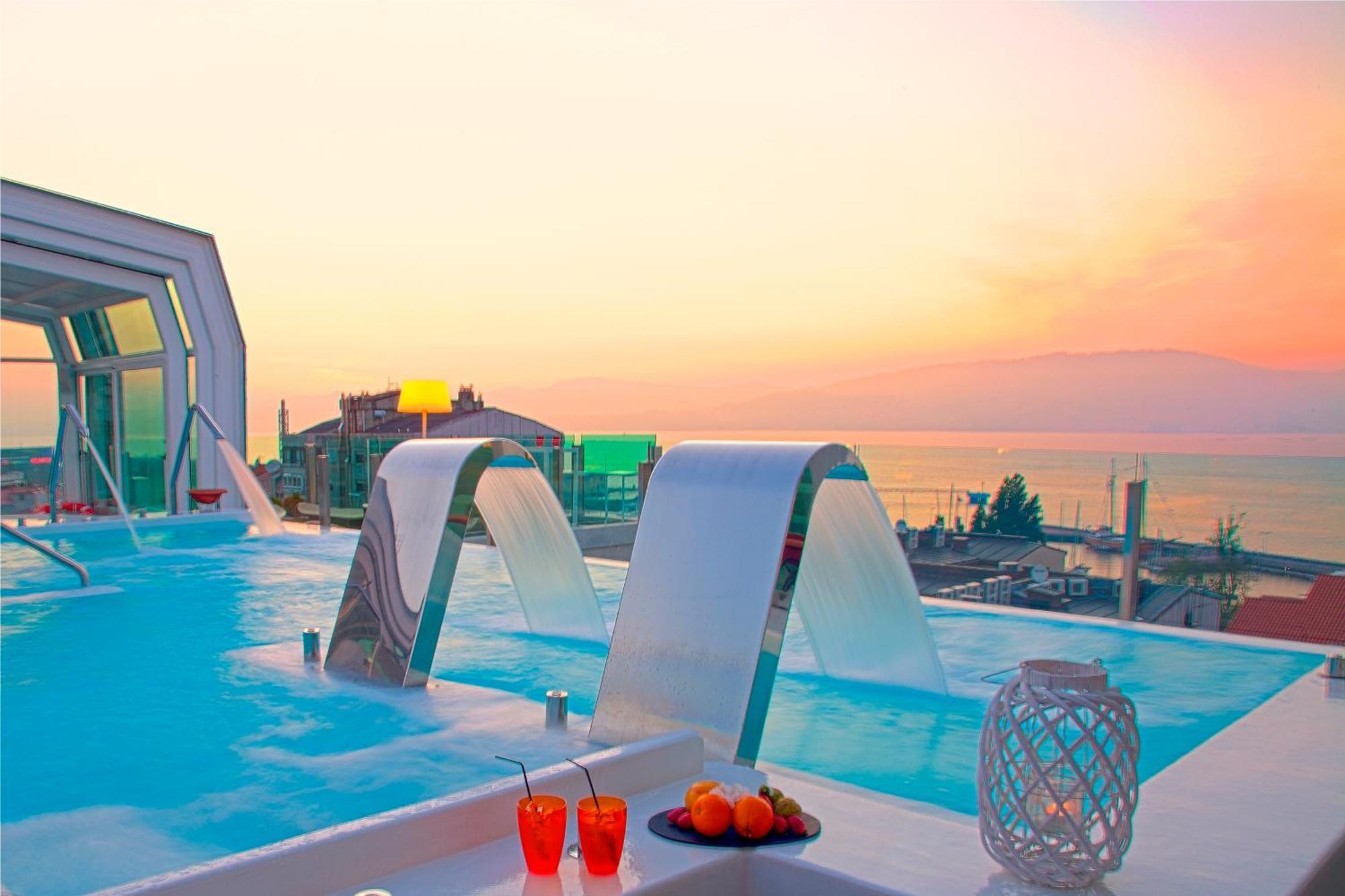 فندق آند سبا جران ناجاري بوتيك فيجو المظهر الخارجي الصورة The pool at the hotel